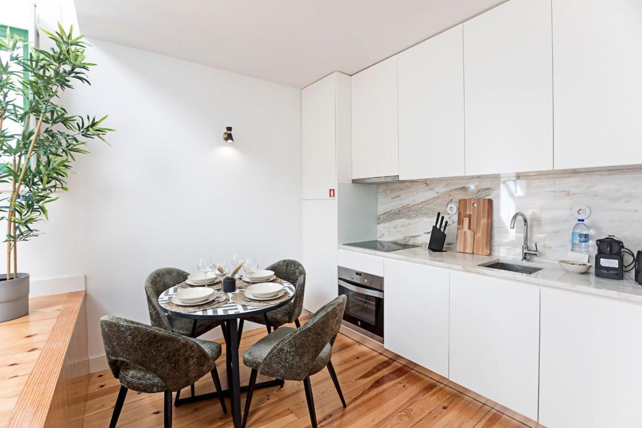 D. Joao IV Apartments By Lovelystay OOporto Exterior foto